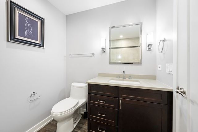 140 Spring Oaks Drive, Wood Dale, IL 60191