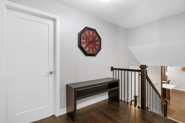 140 Spring Oaks Drive, Wood Dale, IL 60191