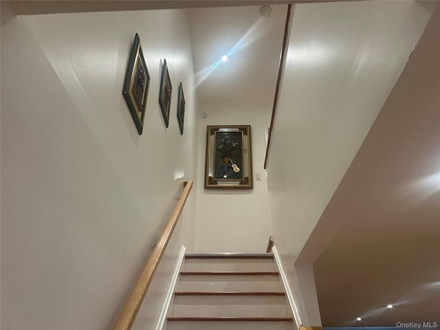 56 Hudson View Hill, Ossining, NY 10562