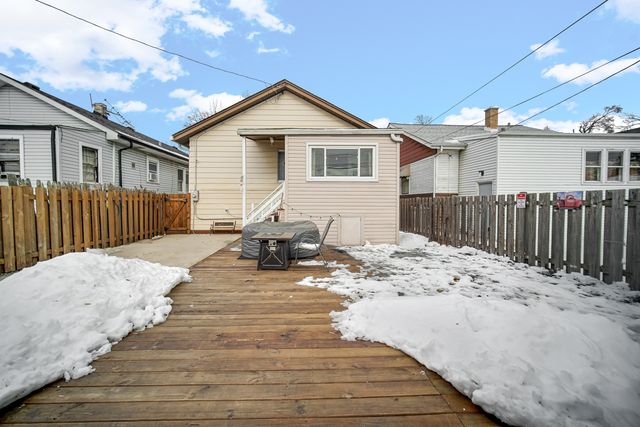 5531 W Grace Street, Chicago, IL 60641