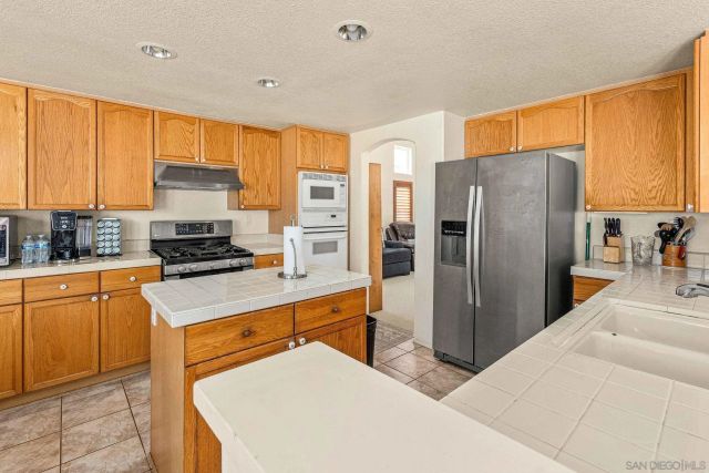 10941 Waterton Road, San Diego, CA 92131