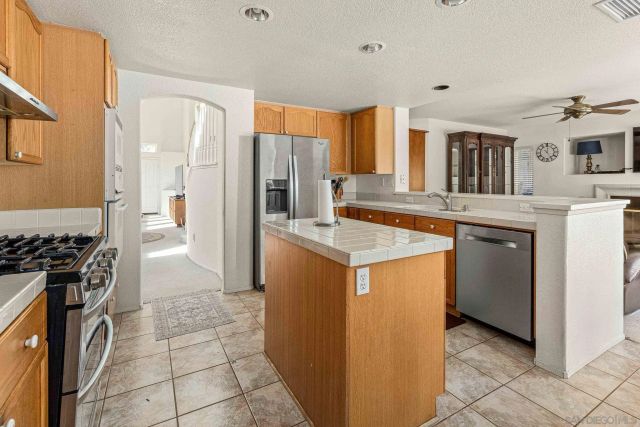 10941 Waterton Road, San Diego, CA 92131