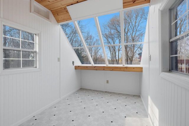 504 County Road N, Stoughton, WI 53589