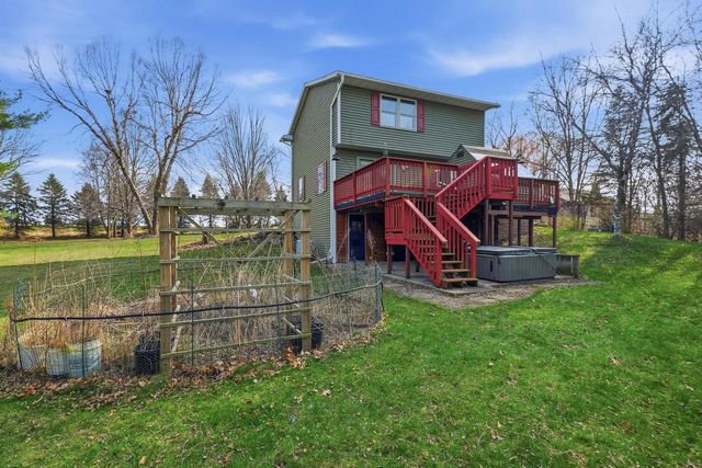 504 County Road N, Stoughton, WI 53589