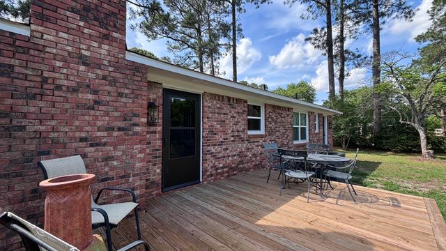 1115 Briar Bend Street, Sumter, SC 29154