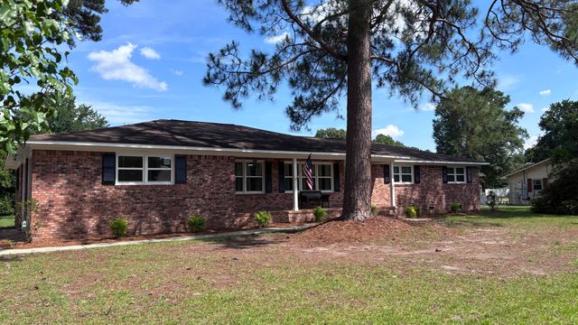 1115 Briar Bend Street, Sumter, SC 29154