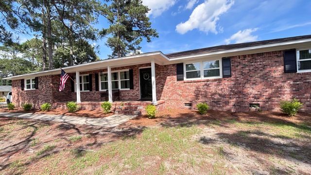 1115 Briar Bend Street, Sumter, SC 29154