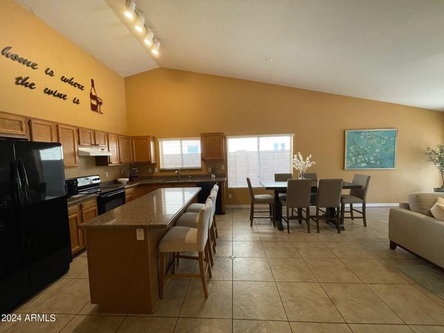 645 N El Dorado Drive, Gilbert, AZ 85233
