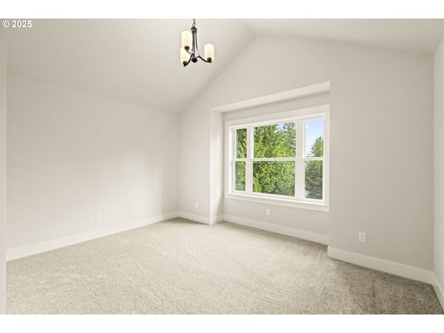 5133 Se MULLAN St, Milwaukie, OR 97222