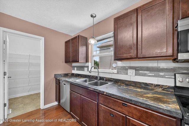 2691 Coreopsis Drive, Okemos, MI 48864