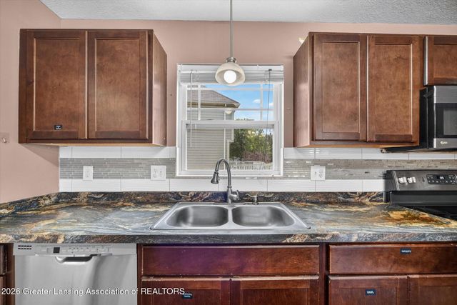 2691 Coreopsis Drive, Okemos, MI 48864