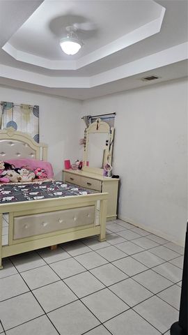 1525 Calvit Street, Hempstead, TX 77445