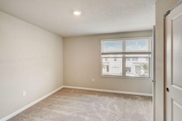 5728 SE Edgewater Circle, Stuart, FL 34997
