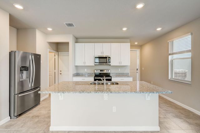 5728 SE Edgewater Circle, Stuart, FL 34997