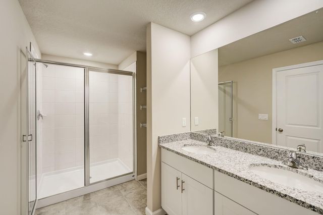 5728 SE Edgewater Circle, Stuart, FL 34997