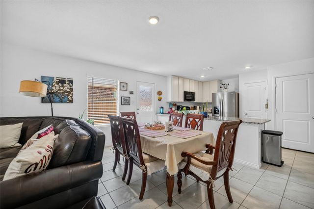 1438 Dovekie Drive, Forney, TX 75126