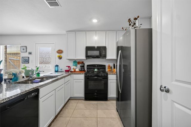 1438 Dovekie Drive, Forney, TX 75126