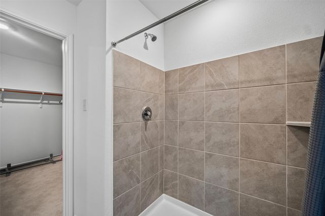 1438 Dovekie Drive, Forney, TX 75126