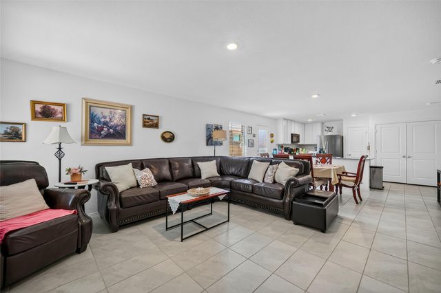 1438 Dovekie Drive, Forney, TX 75126