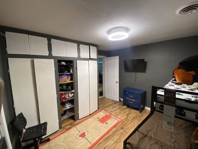 18020 RIDGELAND Avenue, Lansing, IL 60438