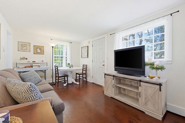 865 Washington St., Holliston, MA 01746