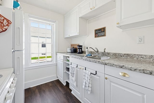 865 Washington St., Holliston, MA 01746