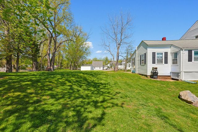 865 Washington St., Holliston, MA 01746