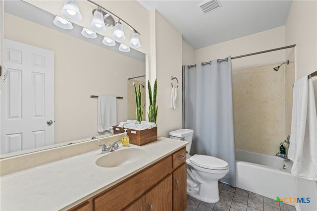 3811 River Oaks Circle, Temple, TX 76504