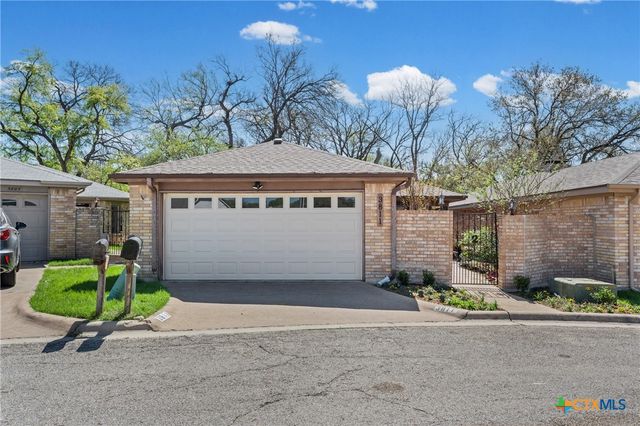 3811 River Oaks Circle, Temple, TX 76504