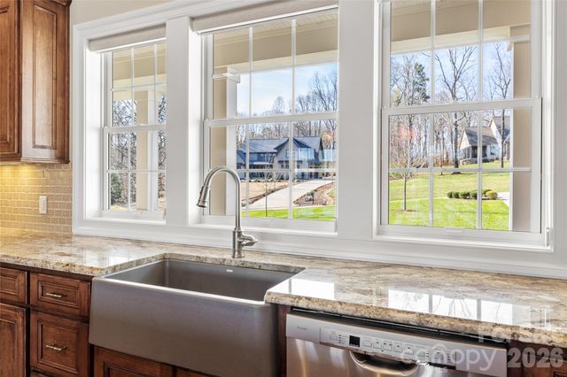 490 Mapleton Lane, Columbus, NC 28722