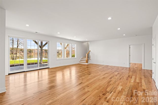 490 Mapleton Lane, Columbus, NC 28722