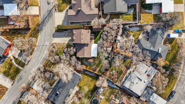 4090 S MONARCH WAY, Holladay, UT 84124