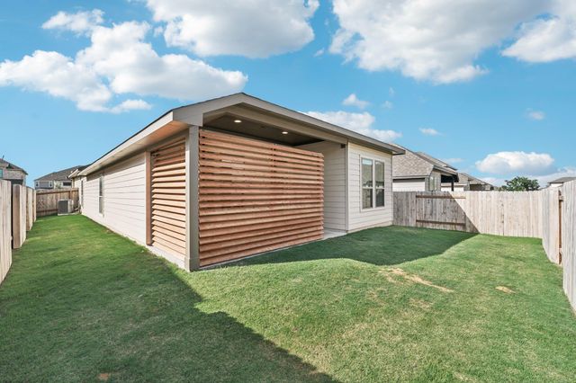 108 Danielson ST, Liberty Hill, TX 78642
