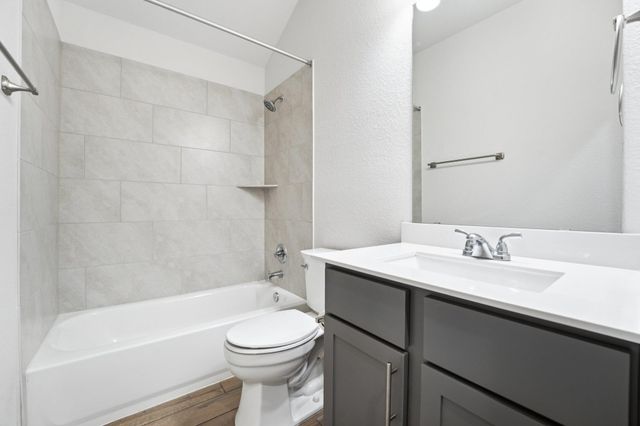 108 Danielson ST, Liberty Hill, TX 78642