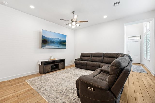 108 Danielson ST, Liberty Hill, TX 78642