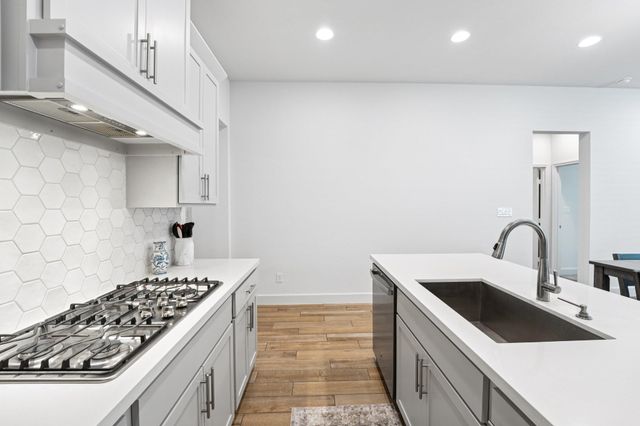 108 Danielson ST, Liberty Hill, TX 78642