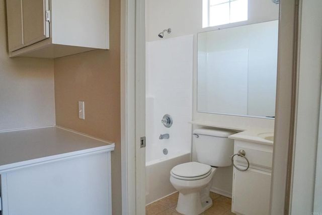 2452 Menlo Avenue, San Jacinto, CA 92583