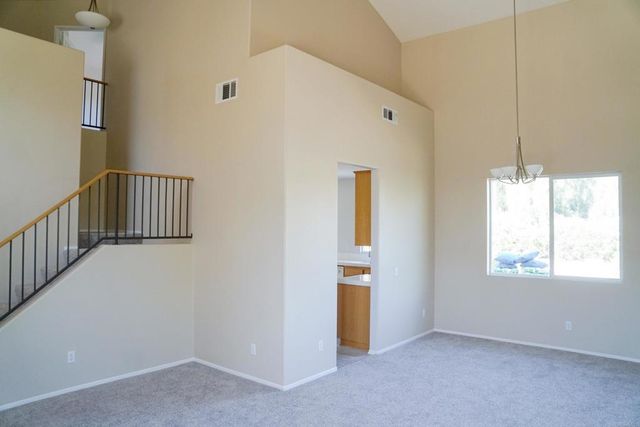 2452 Menlo Avenue, San Jacinto, CA 92583