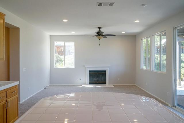 2452 Menlo Avenue, San Jacinto, CA 92583