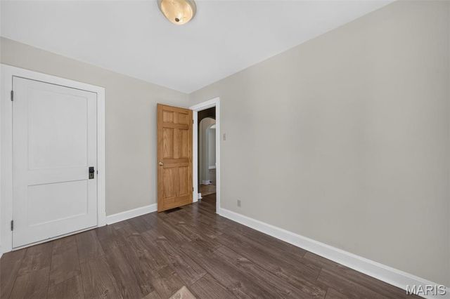 1014 N Benton Avenue, St Charles, MO 63301