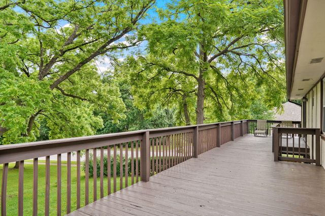 2081 E Adolphus Court, Springfield, MO 65804