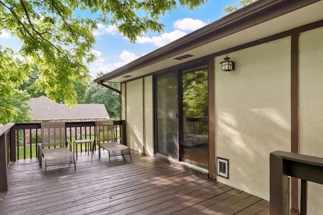 2081 E Adolphus Court, Springfield, MO 65804