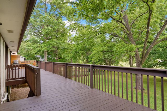 2081 E Adolphus Court, Springfield, MO 65804