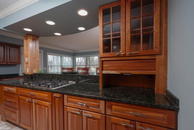 2806 Woodstock Drive, Port Huron, MI 48060