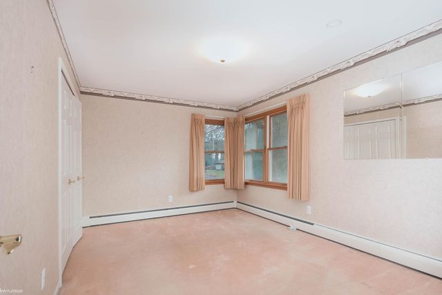 2806 Woodstock Drive, Port Huron, MI 48060