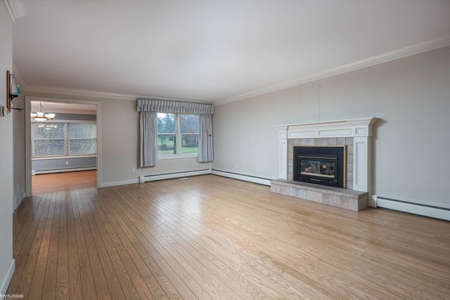 2806 Woodstock Drive, Port Huron, MI 48060