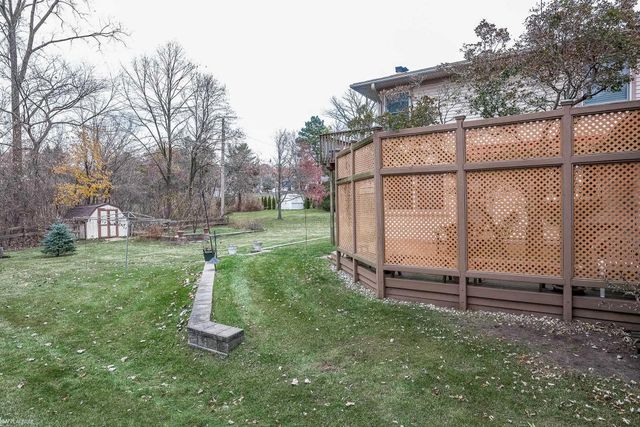 2806 Woodstock Drive, Port Huron, MI 48060