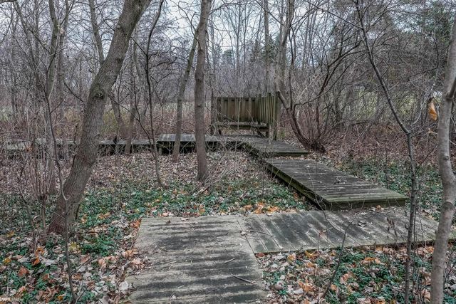 2806 Woodstock Drive, Port Huron, MI 48060