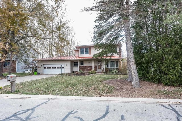 2806 Woodstock Drive, Port Huron, MI 48060