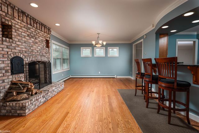 2806 Woodstock Drive, Port Huron, MI 48060